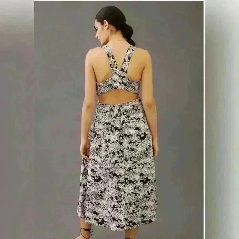 Nwt Anthropologie black floral cut out dress midi XSMALL PETITE - Picture 2 of 3